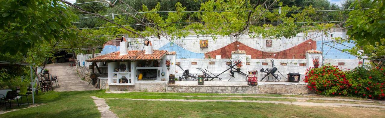 Вілла Nakou House Врахос Екстер'єр фото